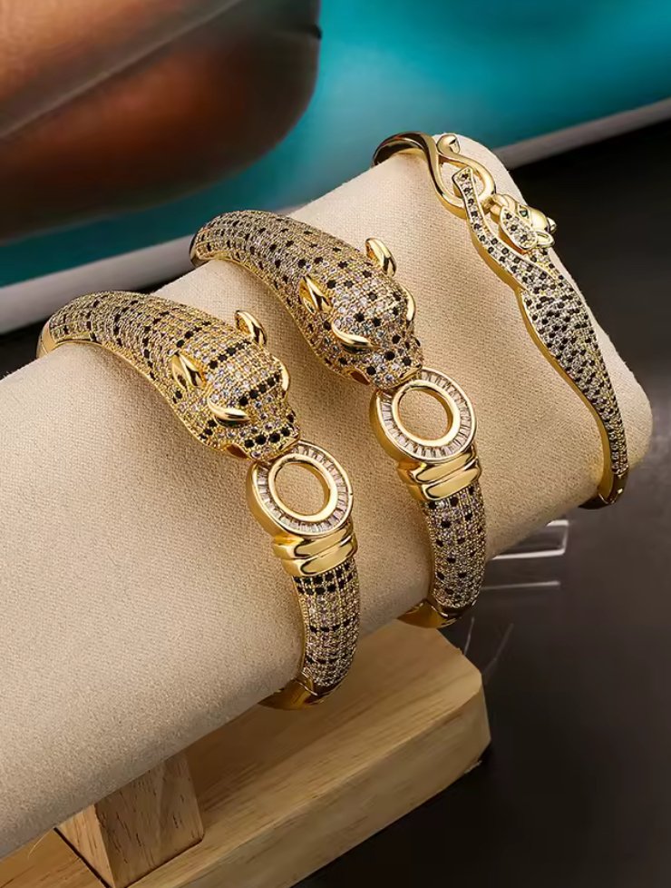 Luxury Cubic Zirconia Gold Leopard Bracelet